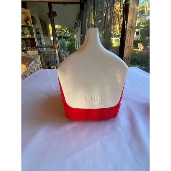 VTG Igloo Playmate Cooler red / white Lunch / 6 pack size USA Clean EUC - Picture 5 of 14
